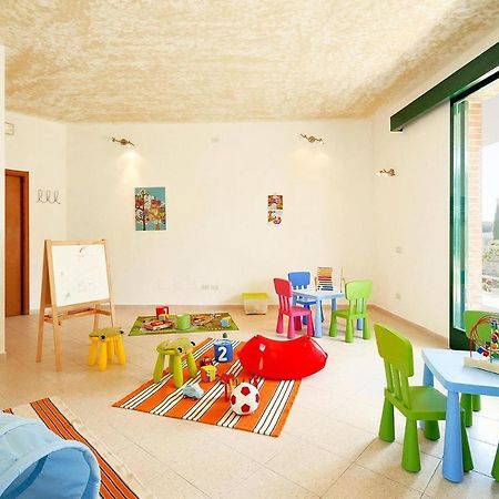 Apartment In Cecina Mare With Outdoor Pool Marina di Cecina Luaran gambar