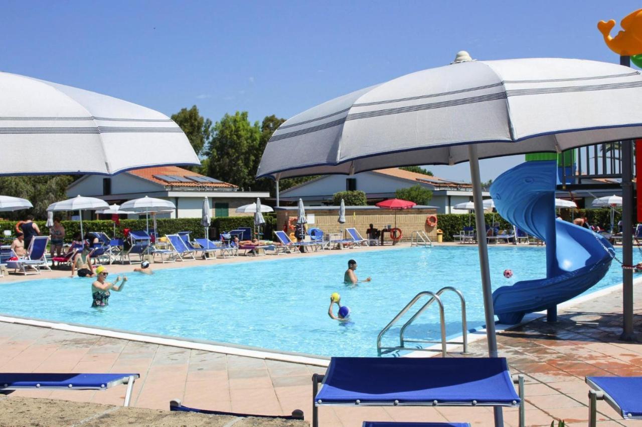Apartment In Cecina Mare With Outdoor Pool Marina di Cecina Luaran gambar
